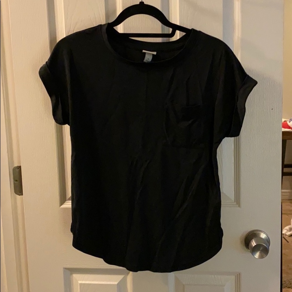 Black shirt